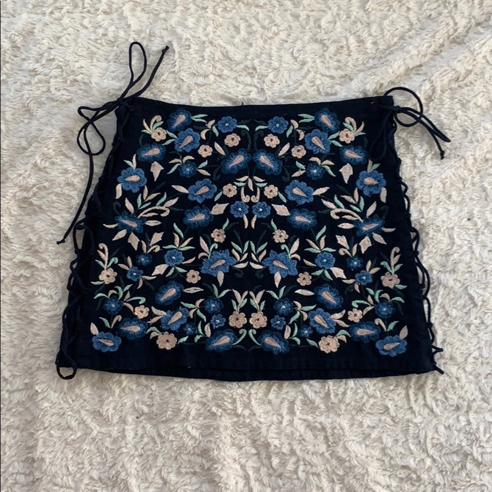 ✨Zara Mini Skirt✨